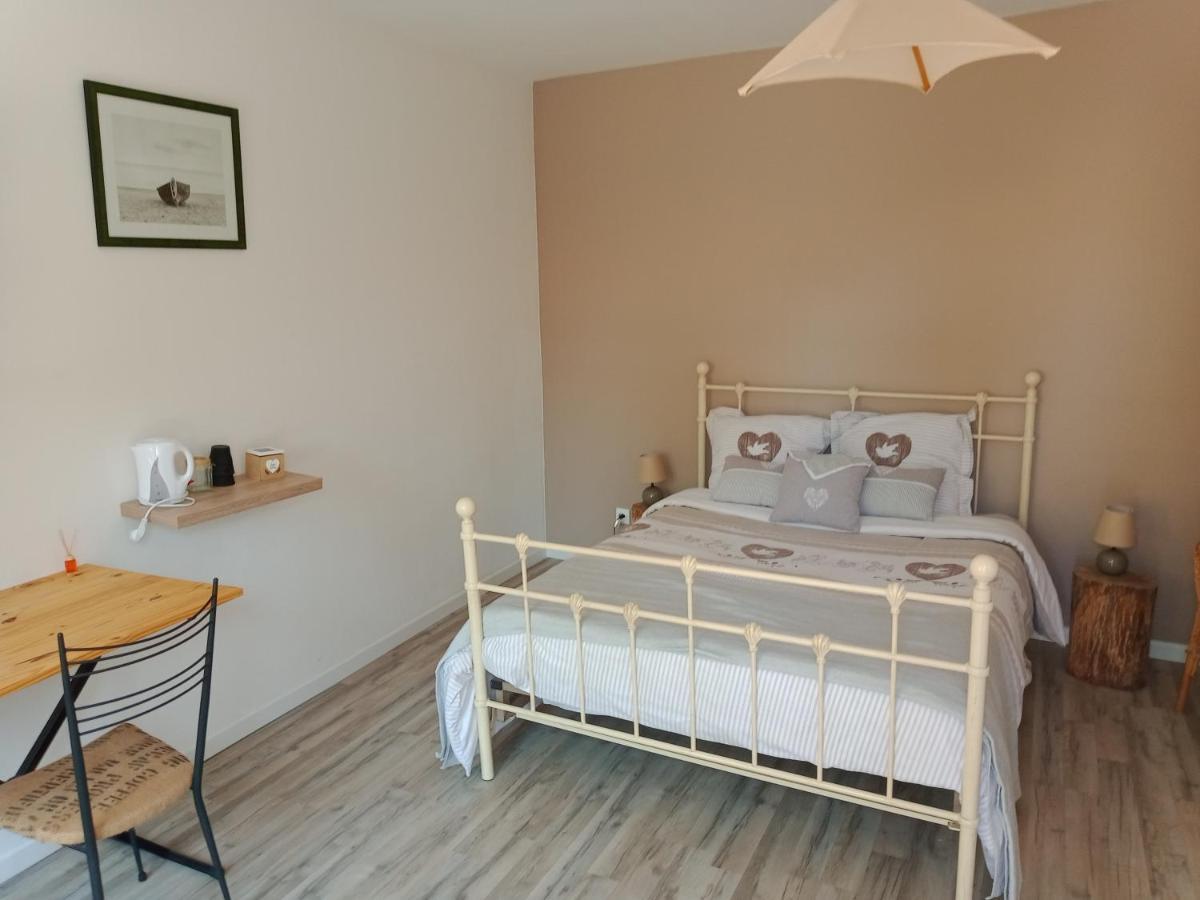 2 Chambres D'Hotes Au Calme Proche Centre Ville Mont-de-Marsan Esterno foto